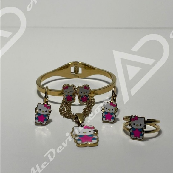 Kids Hello Kitty Set - Picture 3 of 5